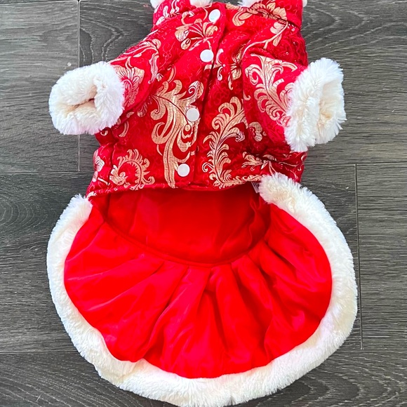 FUR BABY OUTFIT XL-red, gold, faux fur-trimmed coat. BRAND NEW! NEVER WORN! - Picture 2 of 5